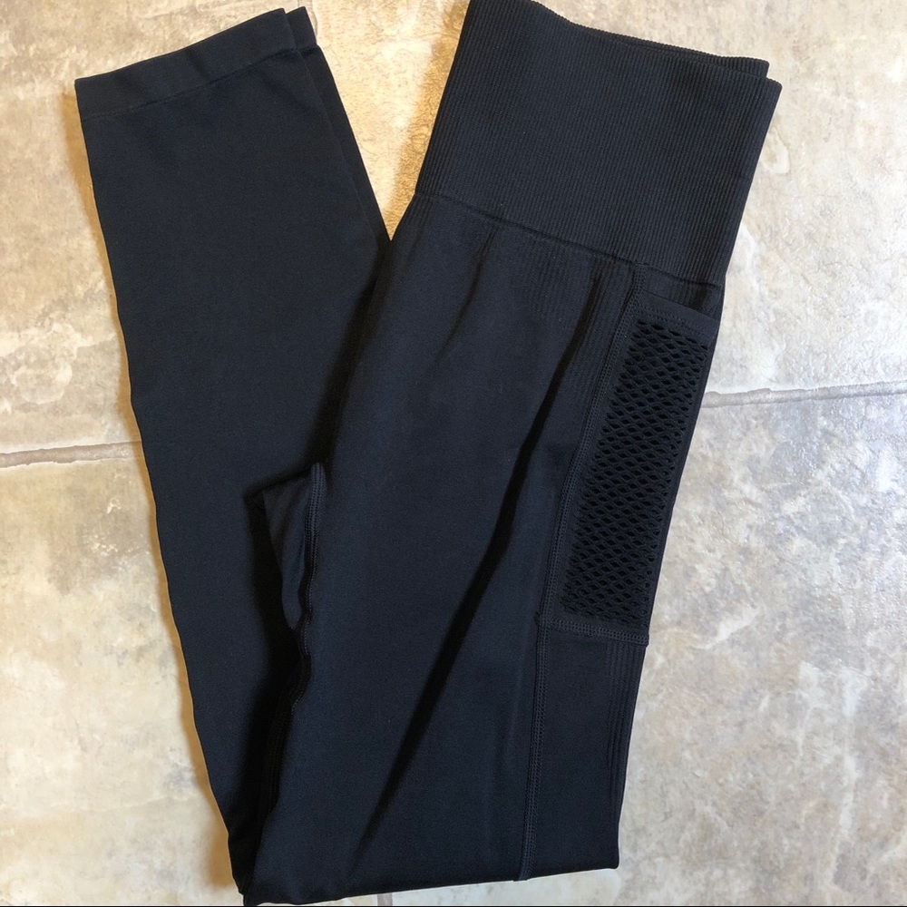 VS Pink Leggings-NWT